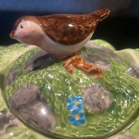 RARE Beatrix-Potter Mrs. Tiggy-winkle Teapot - Picture 3 of 7